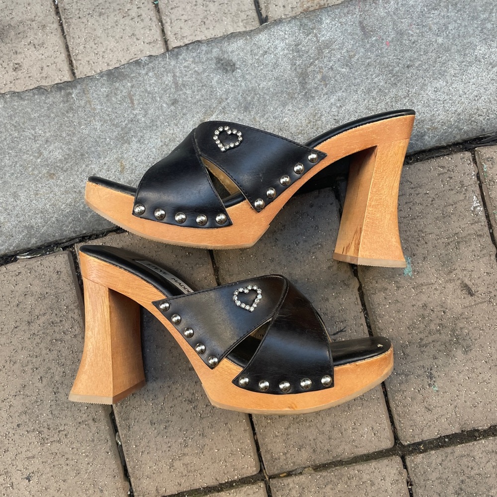 Vintage Y2K platform heels